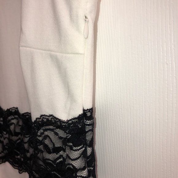 Lace and knit blouse - Picture 4 of 4